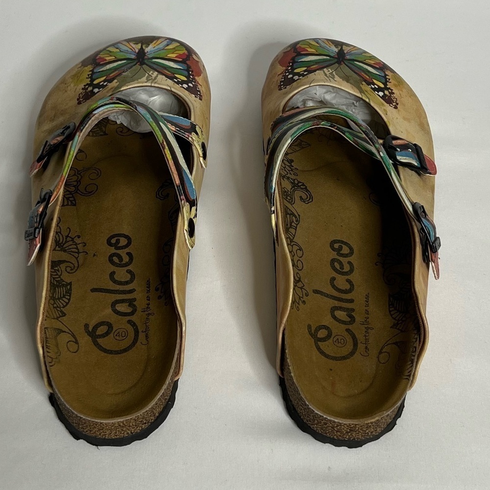 Calceo Women’s Colorful Butterflied Patterned Sandal Clogs - Picture 8 of 12
